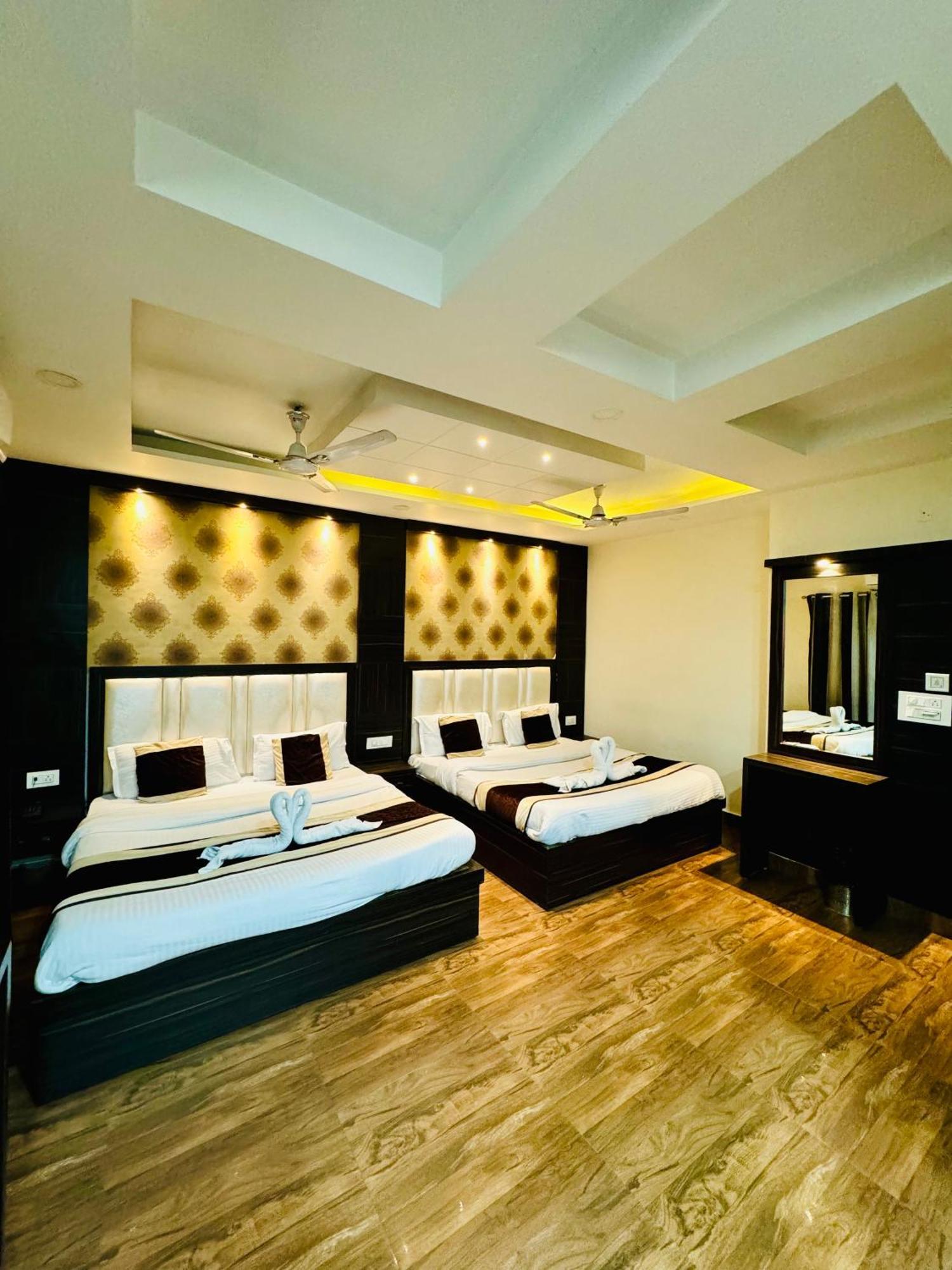 Hotel Kabir Residency Αμριτσάρ Εξωτερικό φωτογραφία