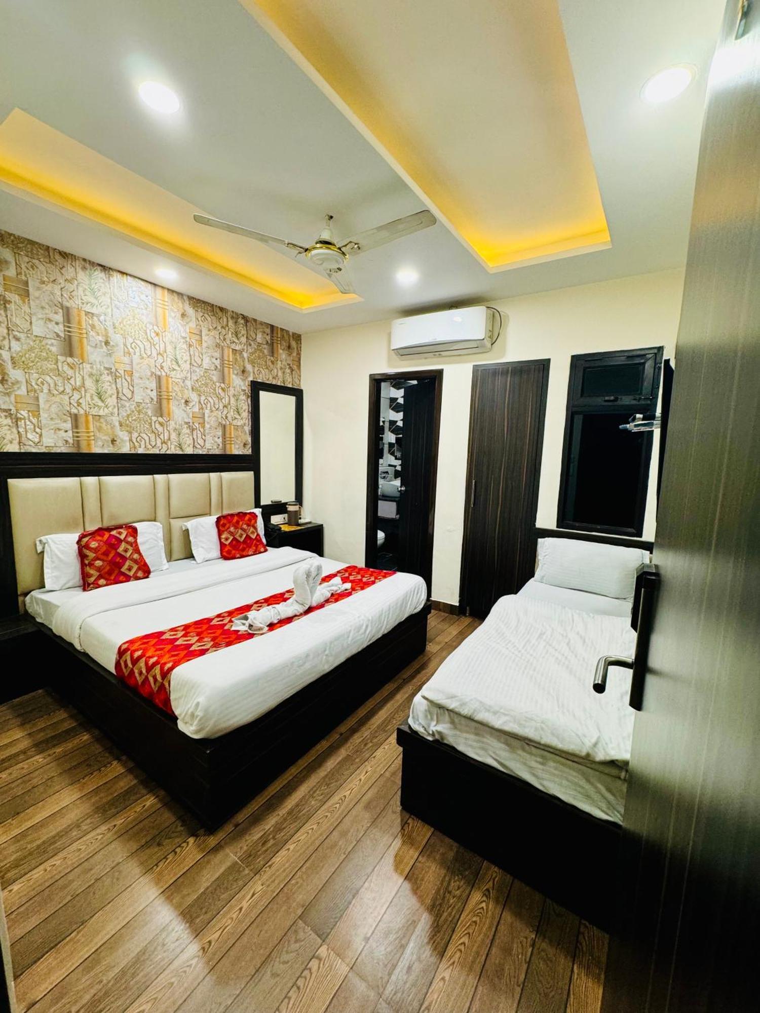 Hotel Kabir Residency Αμριτσάρ Εξωτερικό φωτογραφία