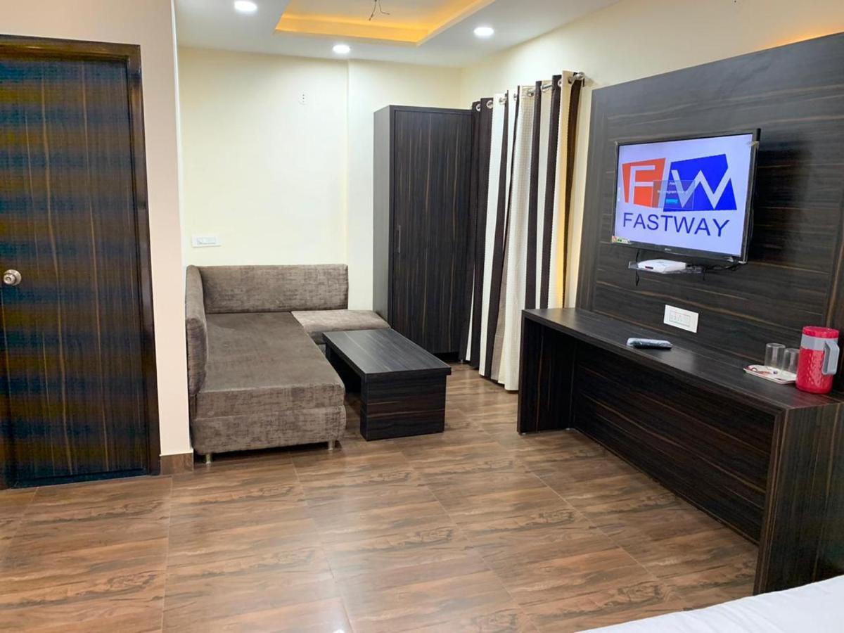Hotel Kabir Residency Αμριτσάρ Εξωτερικό φωτογραφία